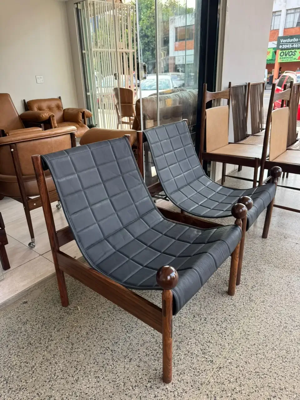 Par de Poltronas Ouro Preto - Foto 1